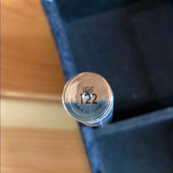 BN L'Oreal visible Lift concealer - Picture 3 of 3